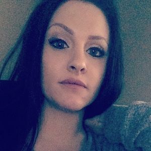 Meet your Posher, Hilary